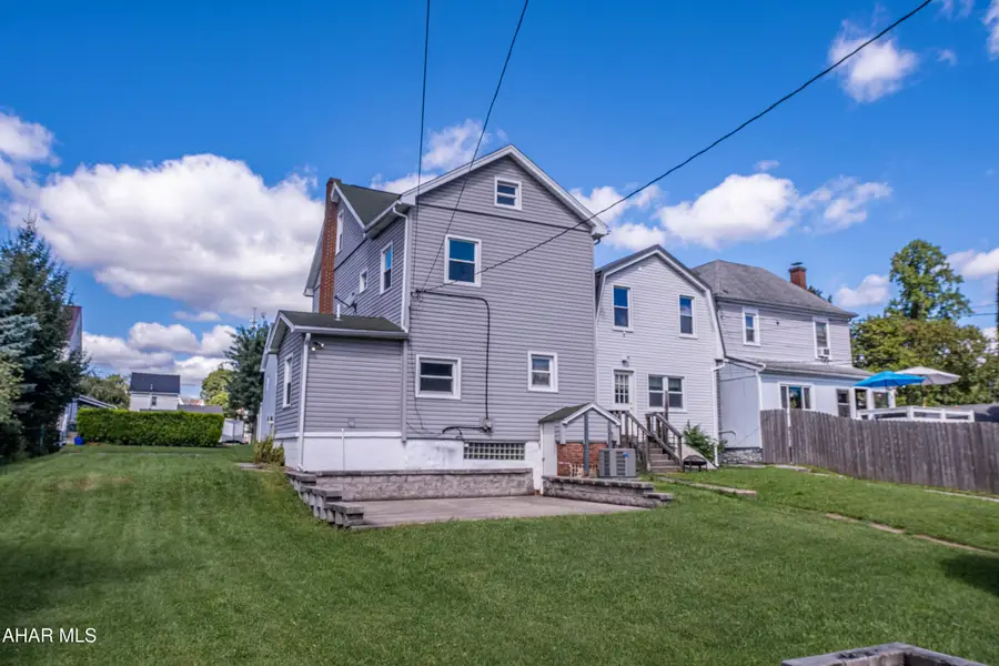 311 E Logan Avenue, Altoona, PA 16602 - #3