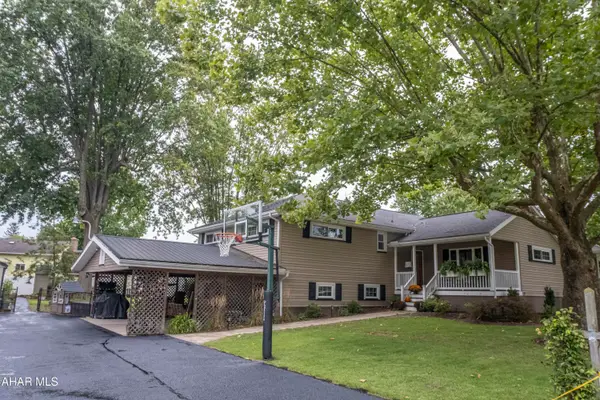420 Benton Drive, Hollidaysburg, PA 16648