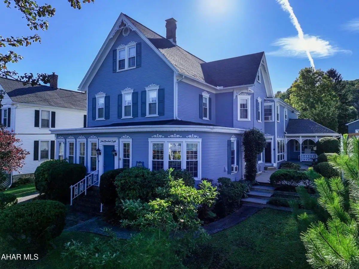 508 S Juliana Street, Bedford, PA 15522 - #1