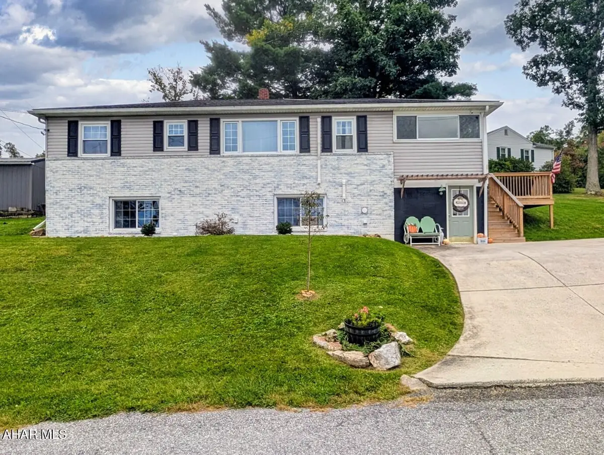 124 Markwood Drive, Bedford, PA 15522 - #1