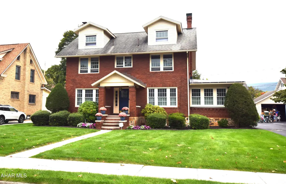111 Aldrich Avenue, Altoona, PA 16602 - #1