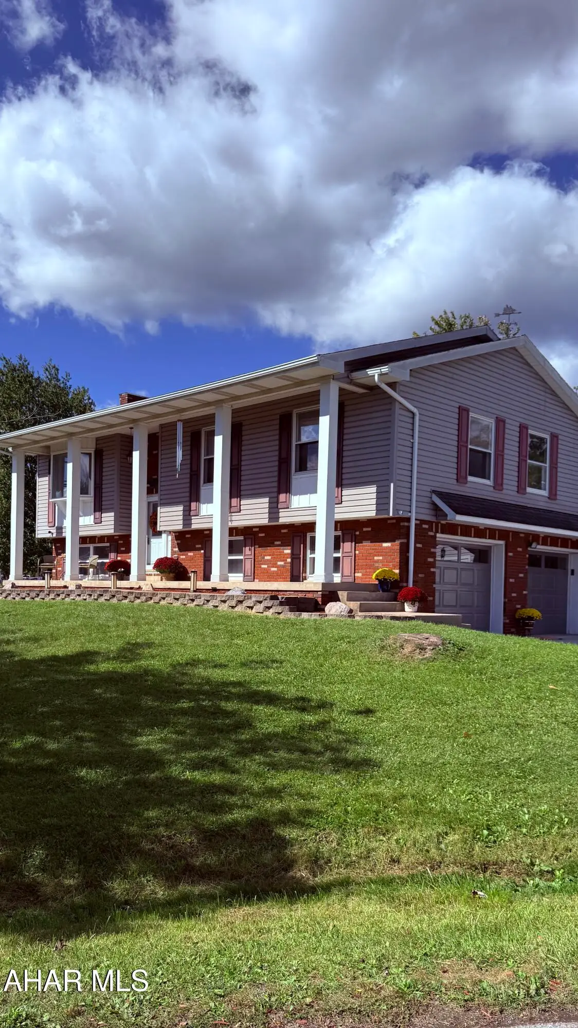 201 N. Mattas Drive, Duncansville, PA 16635 - #1