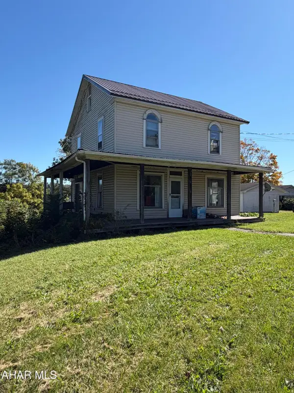 3002 Valley Road, Fishertown, PA 15539