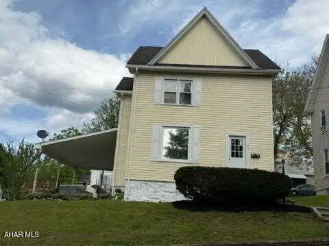 811 Bloomfield Street, Roaring Spring, PA 16673 - #1