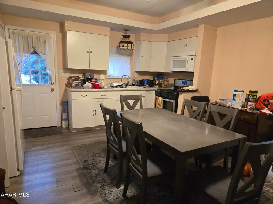 406 1st Street, Altoona, PA 16602 - #2