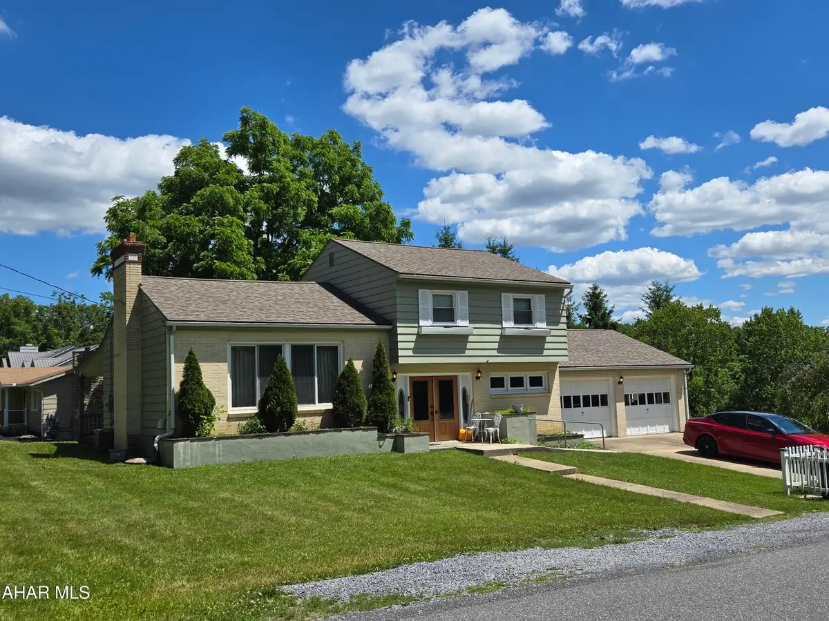 190 Harshberger Drive, Hollidaysburg, PA 16648 - #1