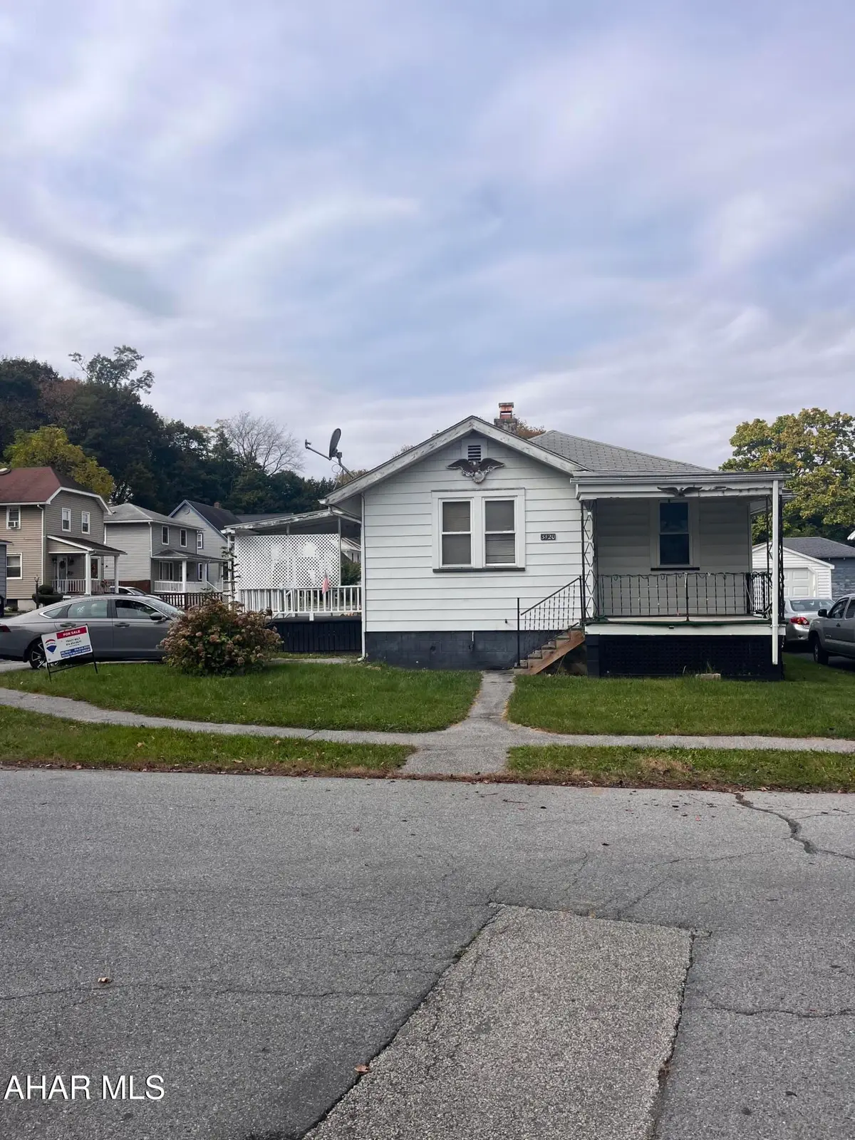 3120 W Chestnut Avenue, Altoona, PA 16601 - #1