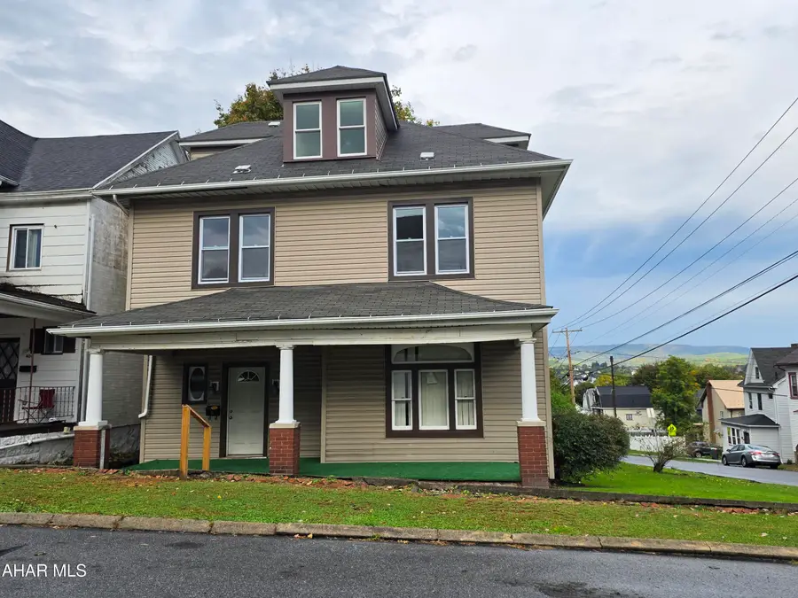 400 Crawford Avenue, Altoona, PA 16602 - #2