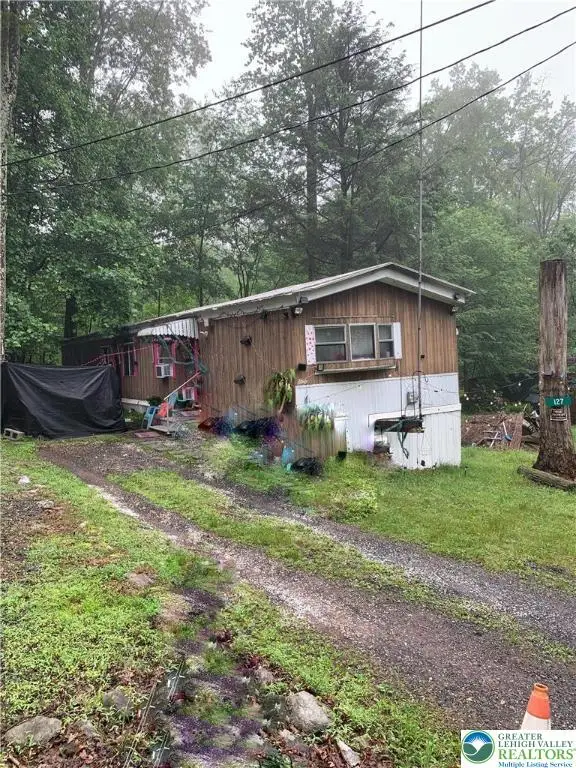 127 Pinecone Trail, Pocono Twp, PA 18355