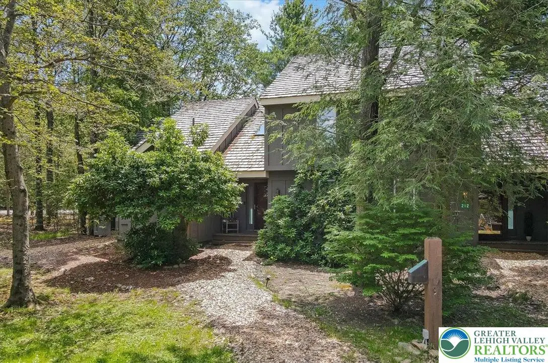 214 Snow Ridge Circle, Lake Harmony, PA 18624 - #1