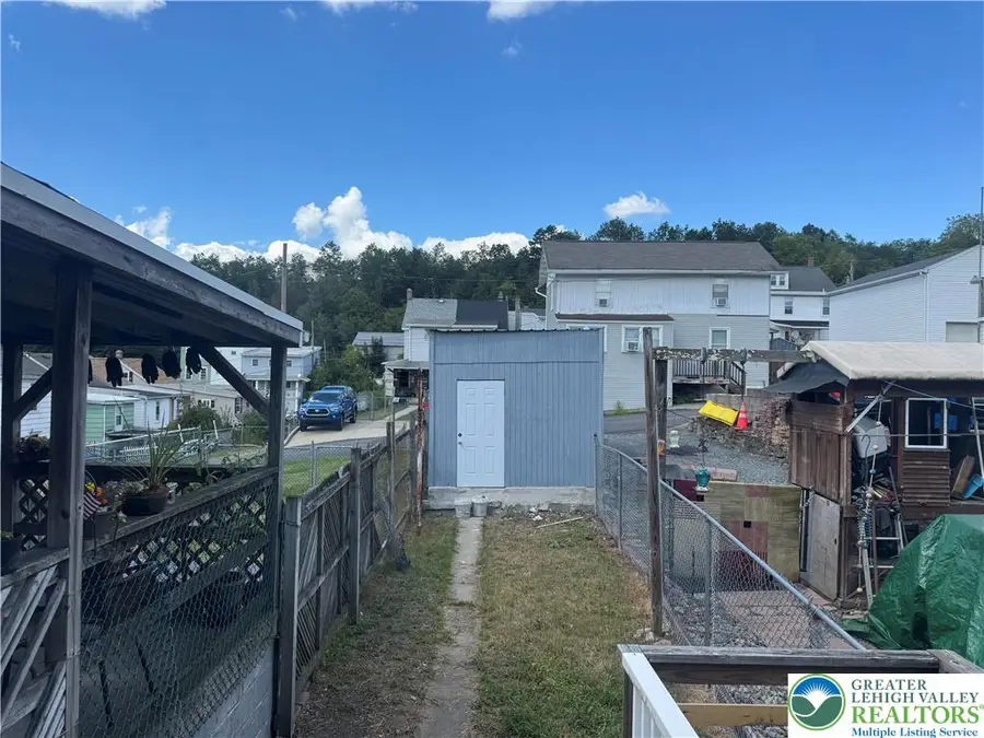 413 E Union Street, Tamaqua, PA 18252 - #2