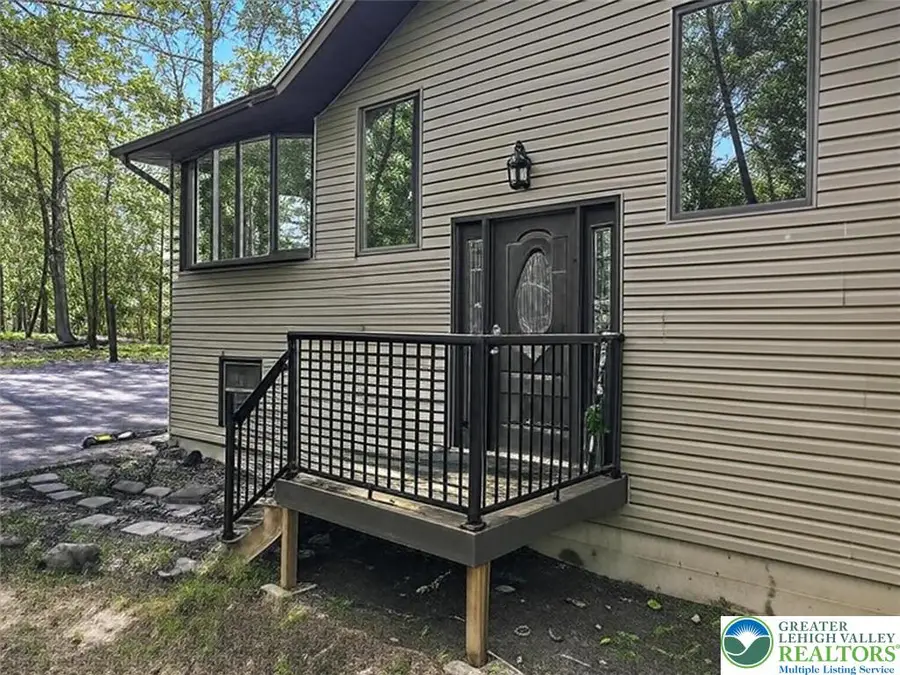 115 White Oak Court, Pocono Township, PA 18372 - Image #3