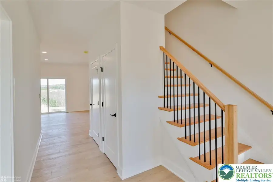 883 Emerald Valley Lane, Washington, PA 18013 - Image #3