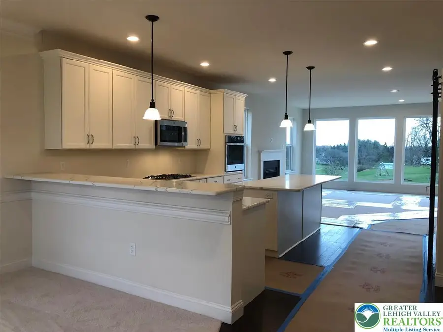 590 Hexenkopf Road, Williams Township, PA 18055 - Image #2