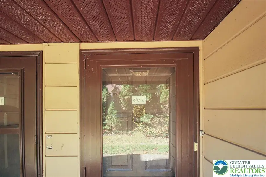 1037 Village Round #L, Wescosville, PA 18106 - Image #2