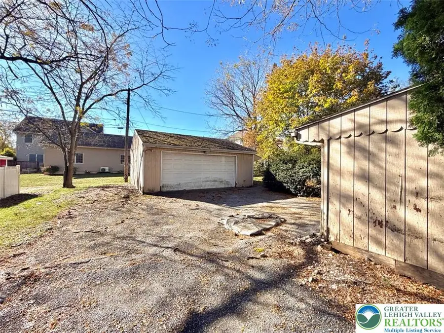 1244 Ott Street, South Whitehall Township, PA 18104 - Image #3