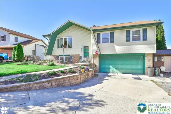 121 Woodcrest Circle, Allentown City, PA 18103