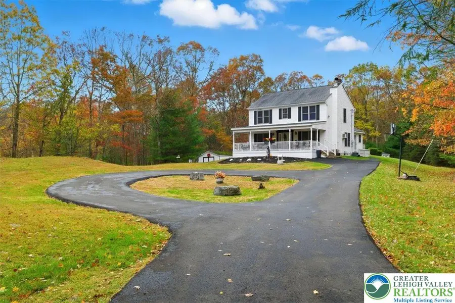 30 Ledgewood Court, East Stroudsburg, PA 18302 - Image #2