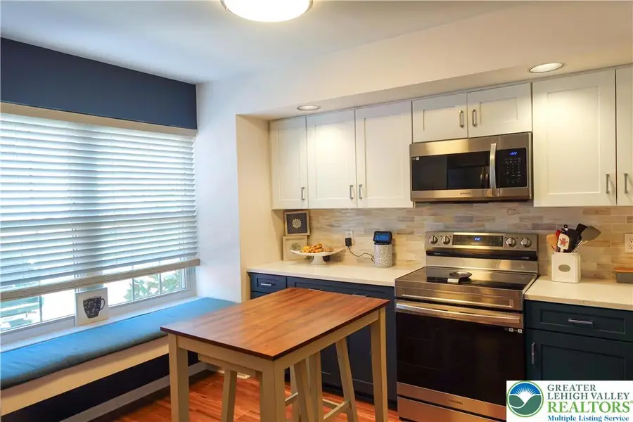 110 Independence Court, Bethlehem Township, PA 18020 - Image #3