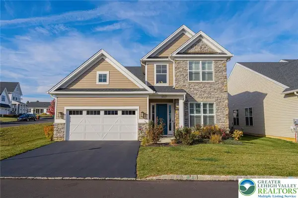 4027 Shefs Way, South Whitehall Twp, PA 18104