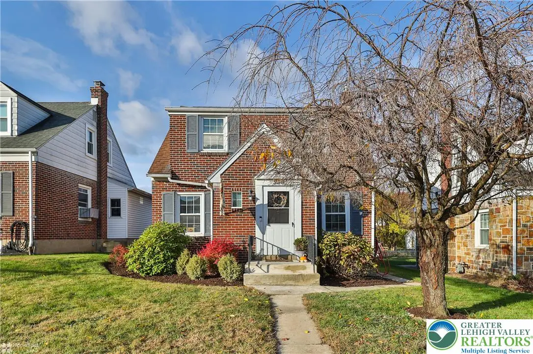 530 Lechauwecki Avenue, Fountain Hill, PA 18015 - Image #1