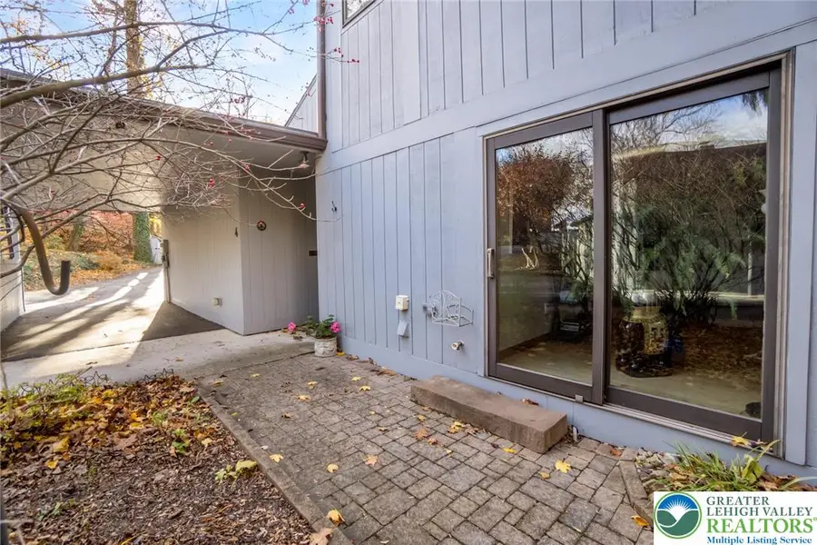 4 Kinderwood Drive, Easton, PA 18042 - Image #3