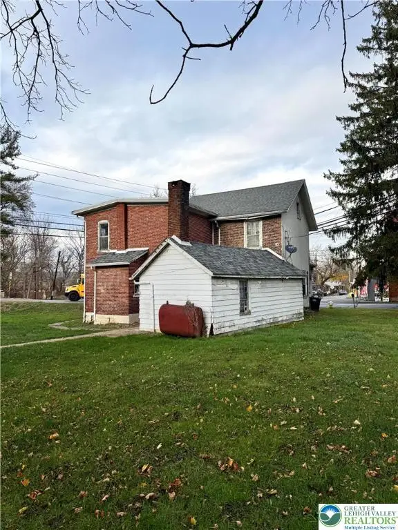 4856 Huckleberry Road, South Whitehall Township, PA 18069 - Image #2