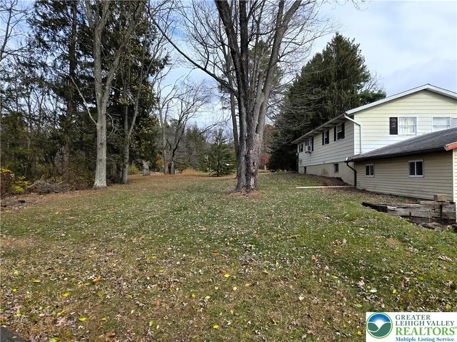 6134 Bottom Road, Slatington, PA 18080 - Image #3