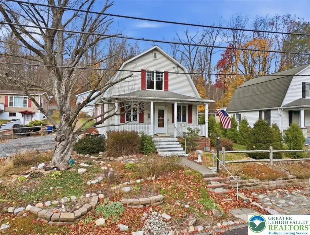 286 Oak Road, Washington, PA 18013 - Image #1