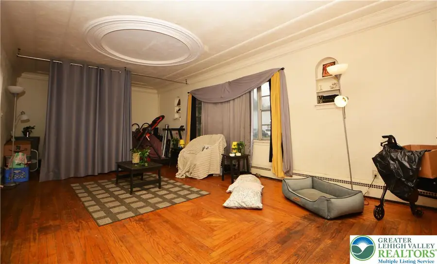 220 Saint Clair Street, Wilkes Barre, PA 18705 - Image #3