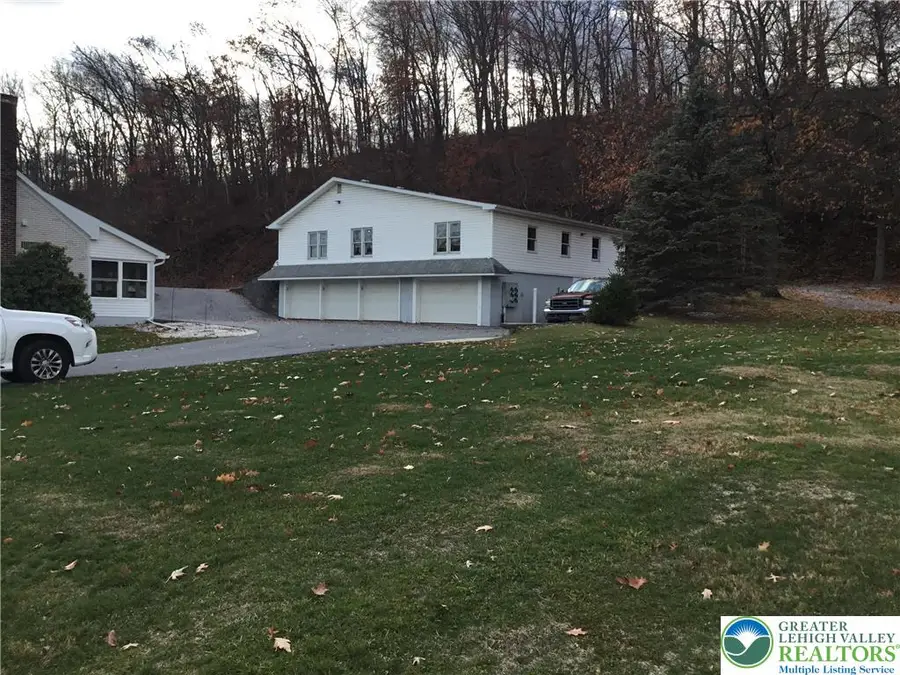 7954 Pa Route 873, Washington, PA 18080 - Image #2