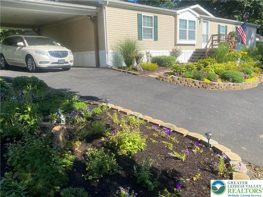 6 Dogwood, Richland, PA 18951 - Image #2