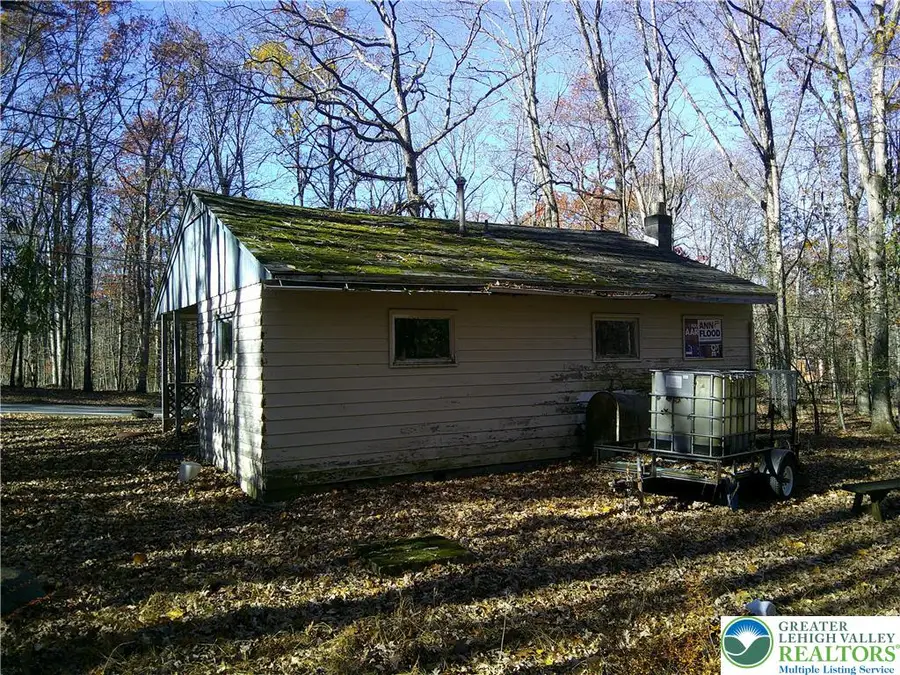 396 Turkey Ridge Road, Mount Bethel, PA 18343 - Image #3