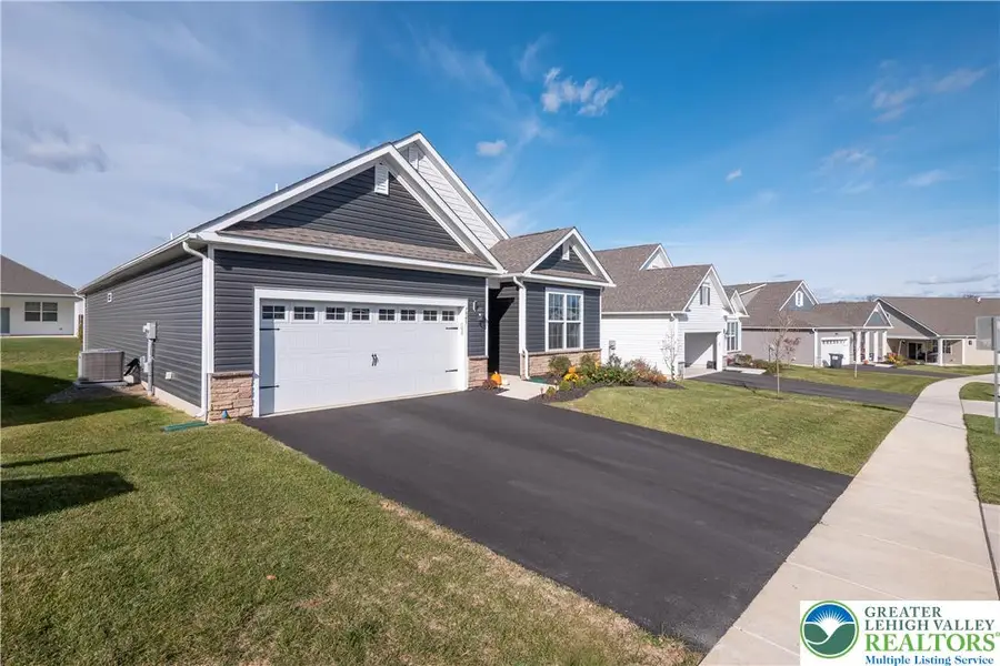 7945 Golden Lane, Lower Macungie Township, PA 18031 - Image #3