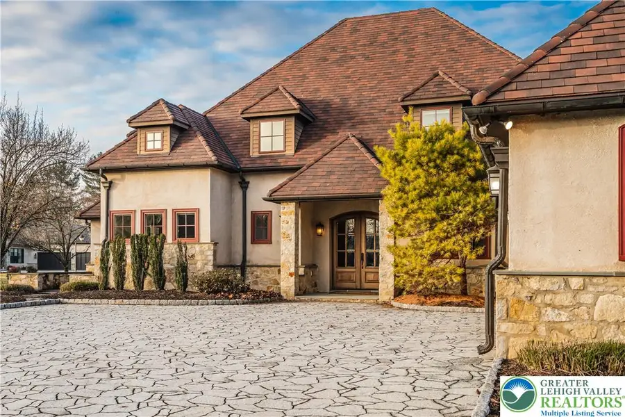 2687 Avenue Du Vlg, Upper Saucon, PA 18015 - Image #3