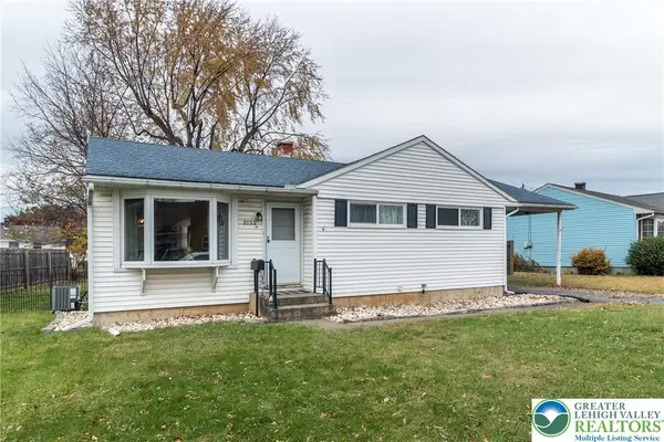 2152 Blossom Lane, Bethlehem City, PA 18018