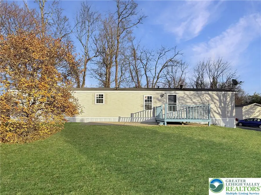12 Ahearn Drive, Mount Bethel, PA 18343 - Image #2