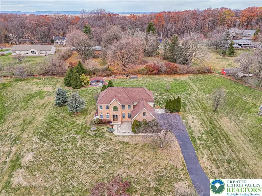 6551 Overlook Road, Orefield, PA 18069 - Image #2