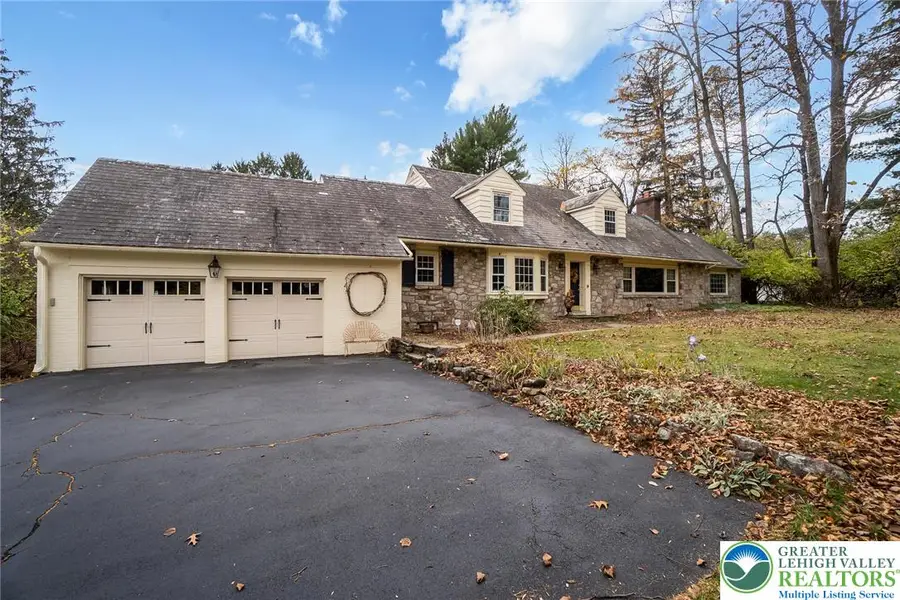 510 Pine Top Trail, Bethlehem, PA 18017 - Image #3