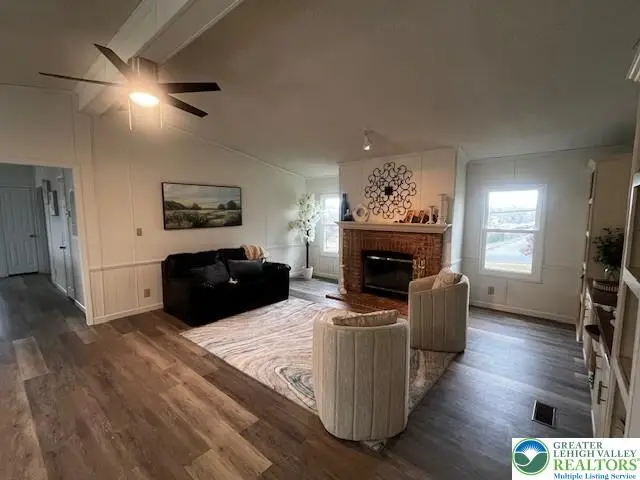 5148 Stoneterrace Drive, Whitehall, PA 18052 - Image #3