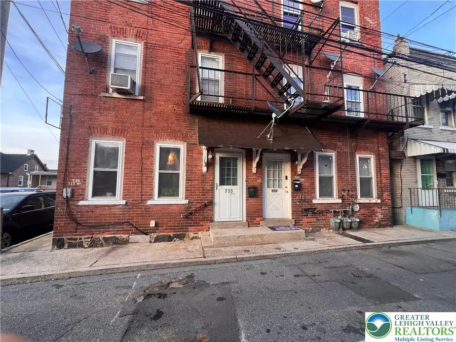 735 Laufer Street, Bethlehem, PA 18015 - Image #2