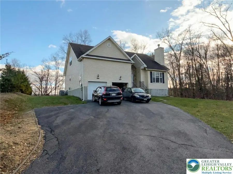 106 Hilda Court, Smithfield, PA 18301 - Image #2