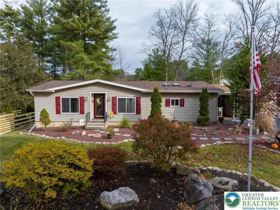 270 Craig Street, Lower Towamensing, PA 18071 - Image #2