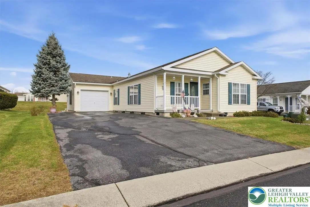 727 Kykuit Place, Forks Township, PA 18040 - Image #1