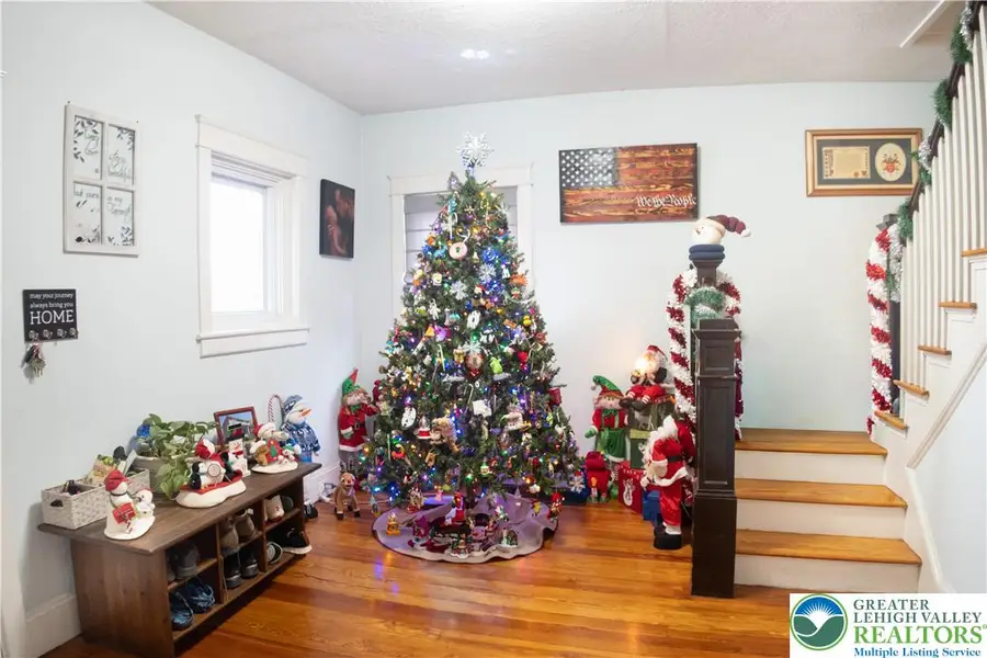 1451 Stanley Avenue, Salisbury Township, PA 18103 - Image #2