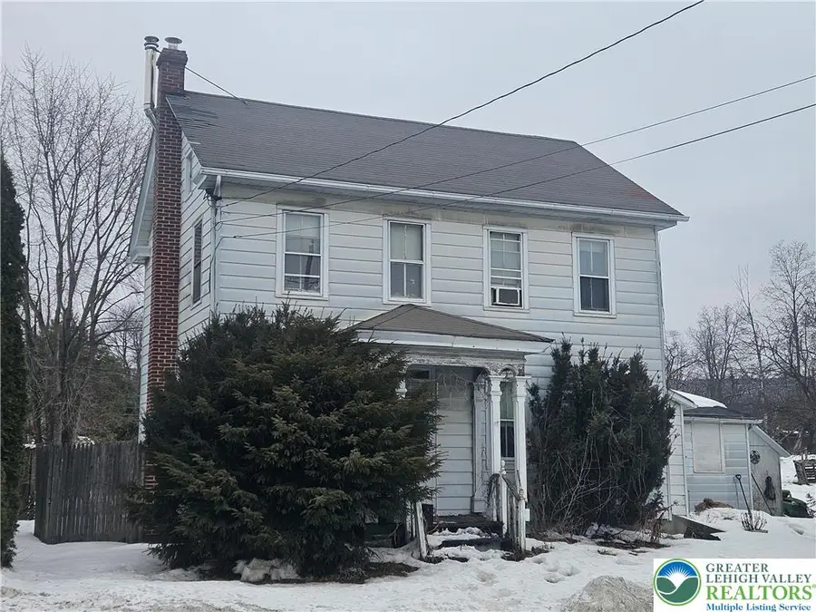 4586 W Mountain View Drive, Walnutport, PA 18088 - #2