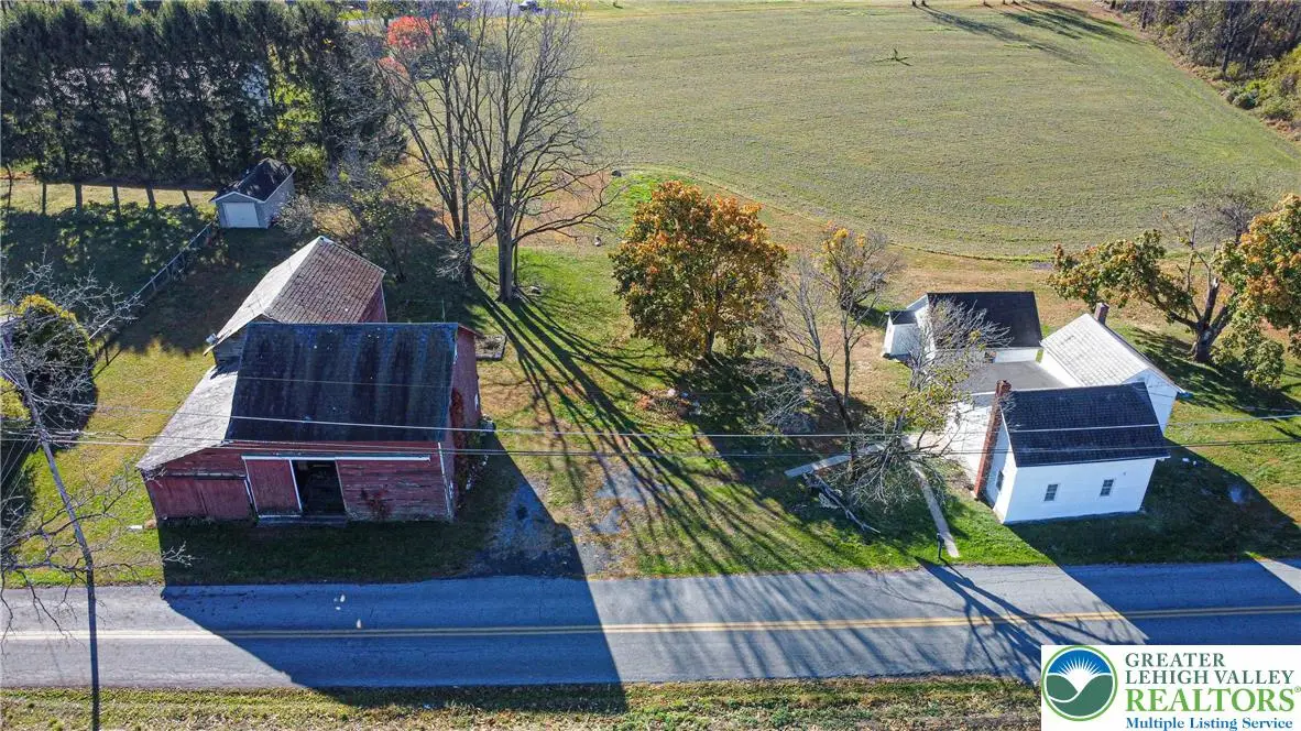 654 Youngs Hill Road, Plainfield Township, PA 18040 - Image #1