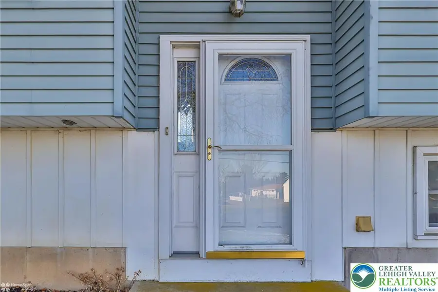 305 Carbon Street, Palmer Township, PA 18045 - Image #2