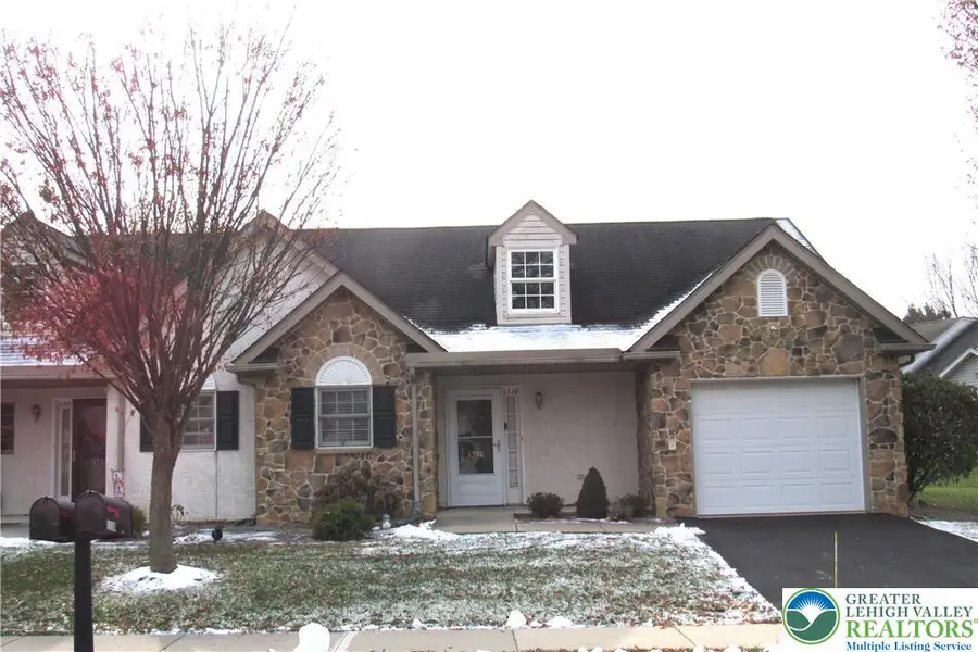1530 W Harvest Drive, Forks, PA 18045 - Image #2
