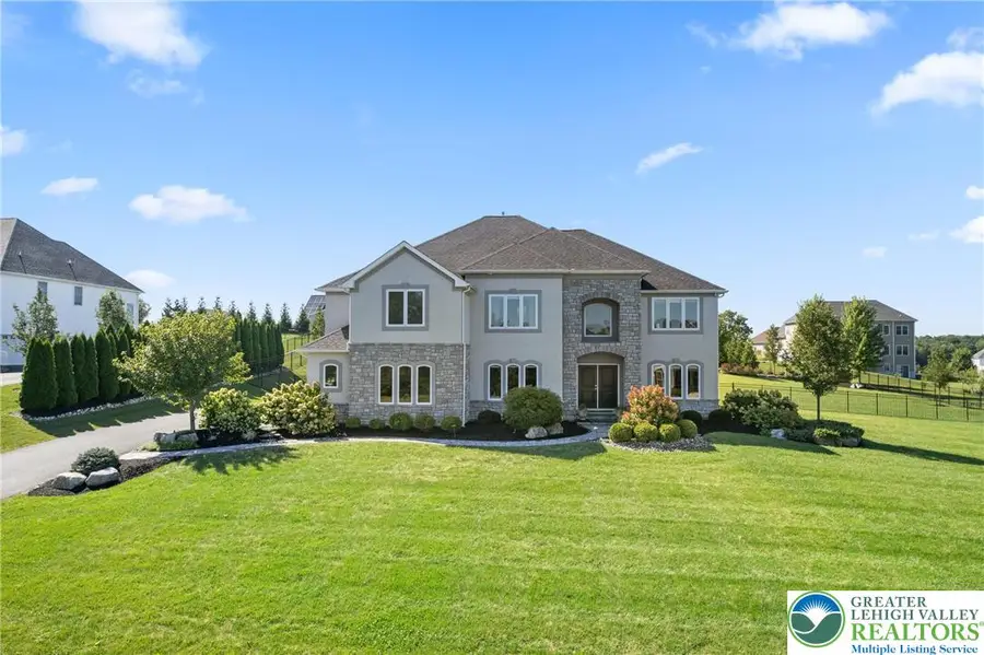 4350 Saratoga Drive, Lower Nazareth Township, PA 18020 - Image #3